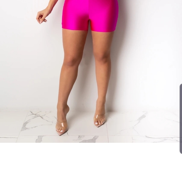 Women shorts & Rompers - Picture 7 of 8